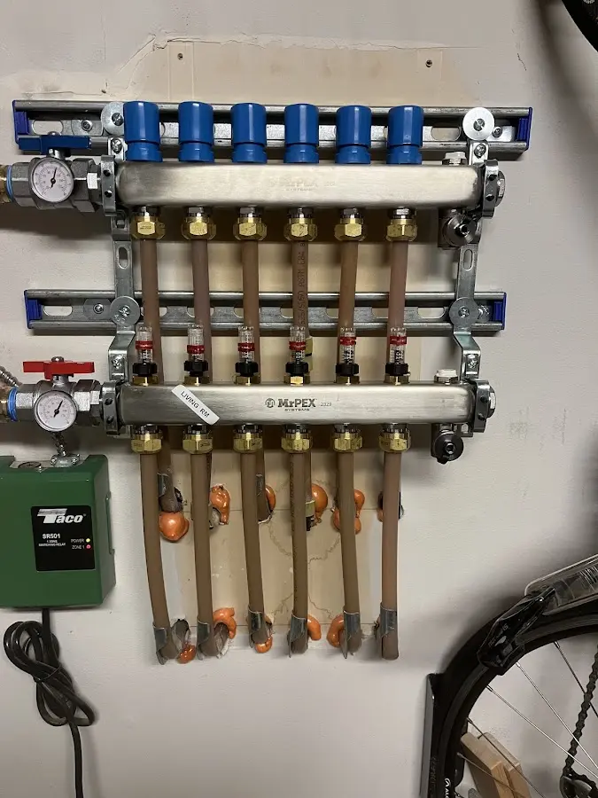 Plumber performing Leak Detection at a residential property in Renton